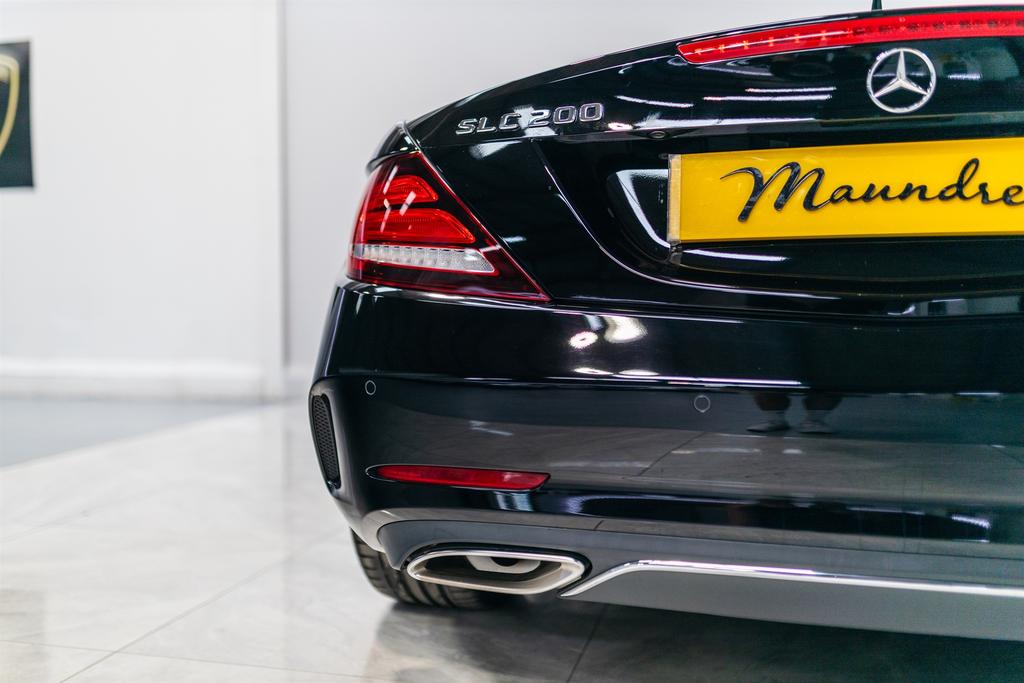 Mercedes-Benz SLC Final Edition Black #18