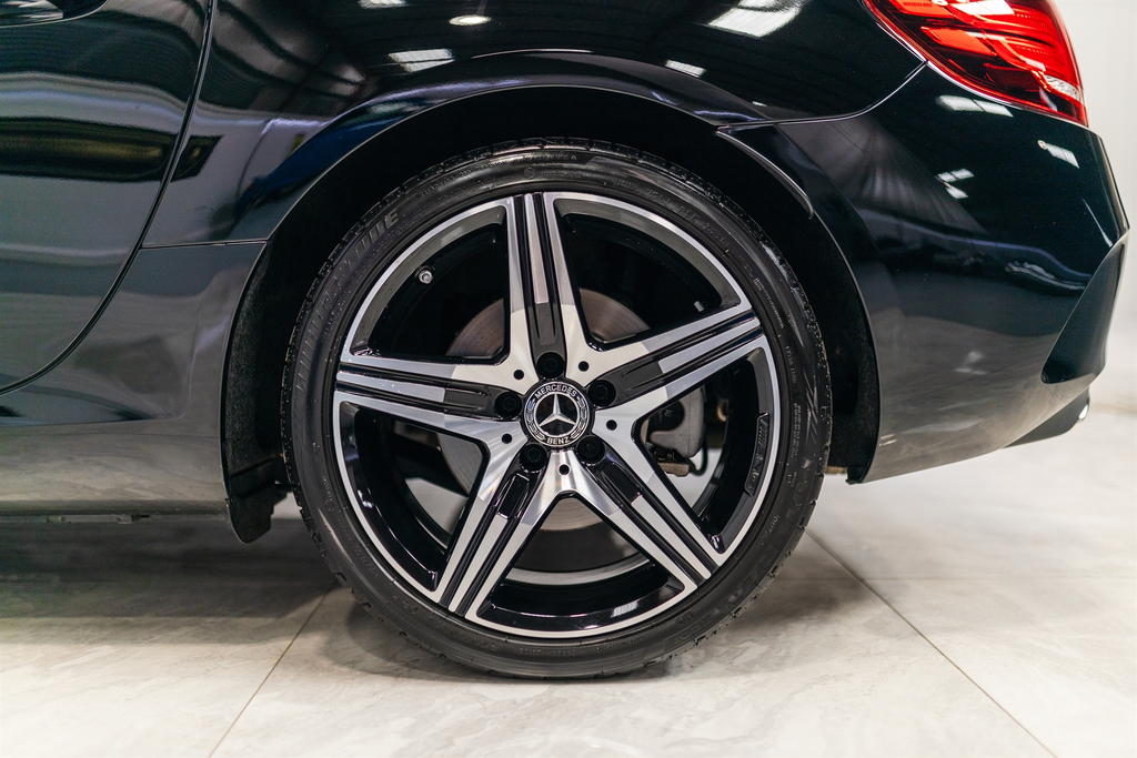 Mercedes-Benz SLC Final Edition Black #16
