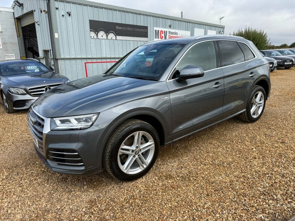 Audi Q5 2L S Line Grey