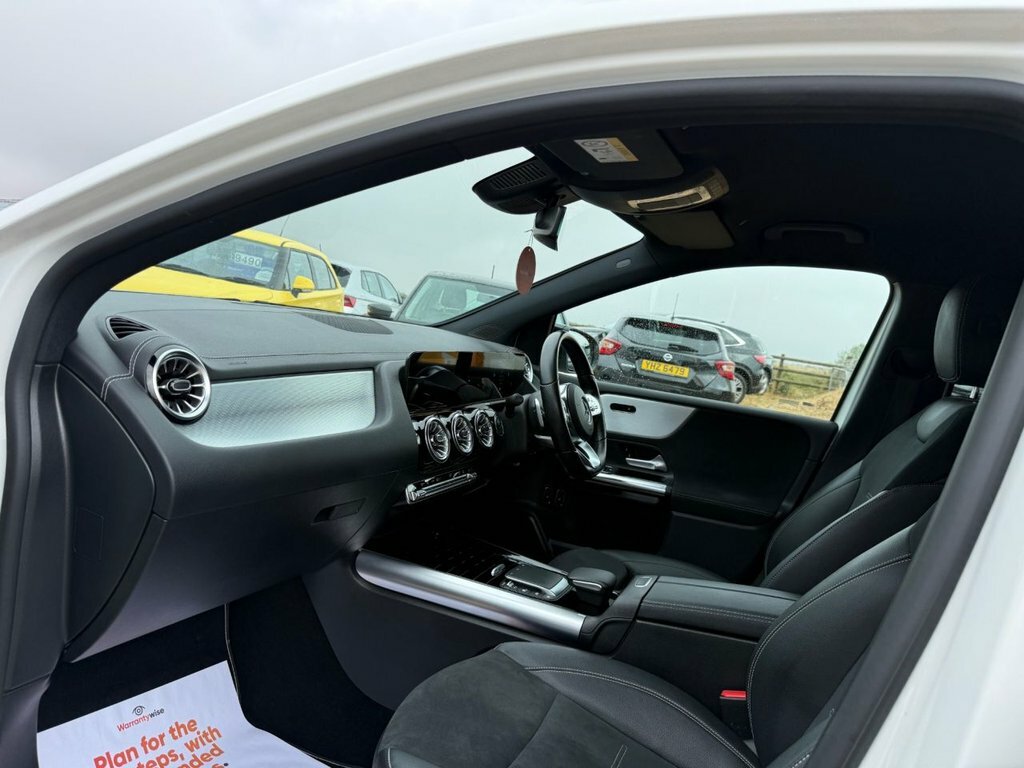 Mercedes-Benz B Class 1.3L Amg Line Edition White #4
