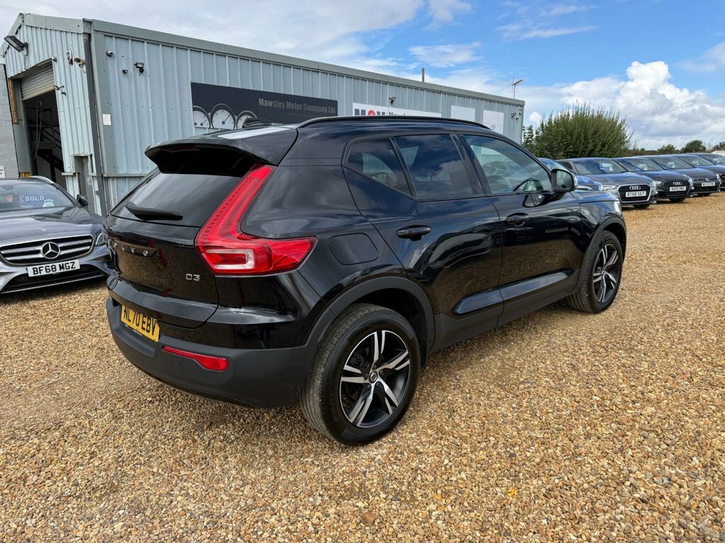 Volvo XC40 2L R-design NL70EBV Black #3