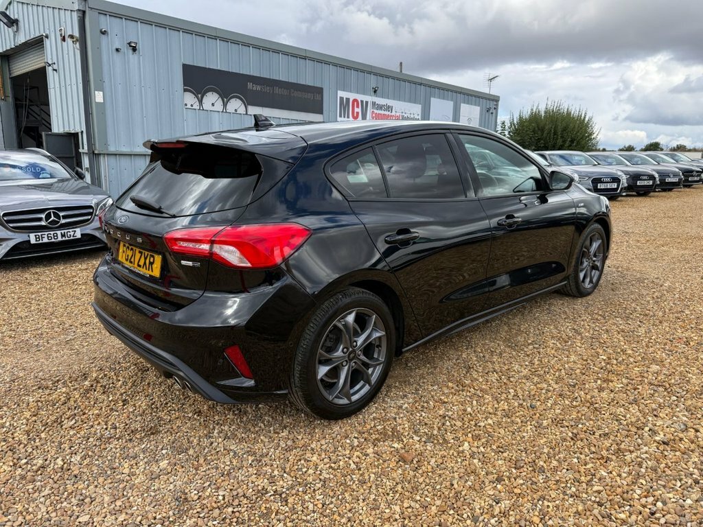 Ford Focus 1L St-line Edition FG21ZXR Black #3