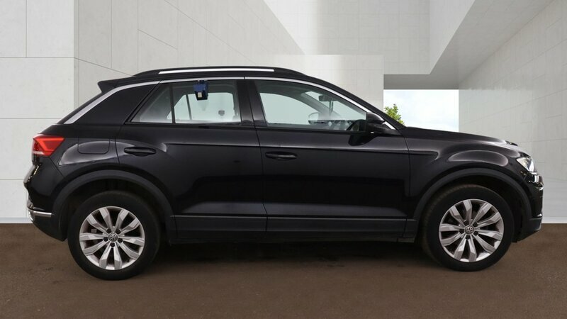 Volkswagen T-Roc 1.5-T-roc-se-tsi-evo-5dr Black #6