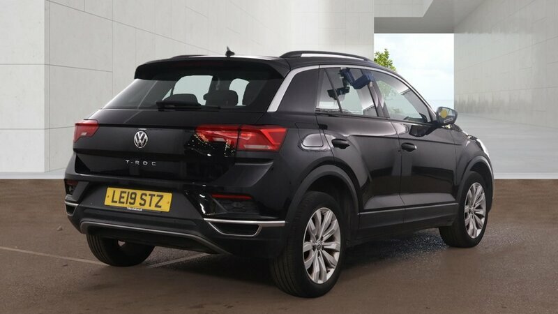 Volkswagen T-Roc 1.5-T-roc-se-tsi-evo-5dr Black #4