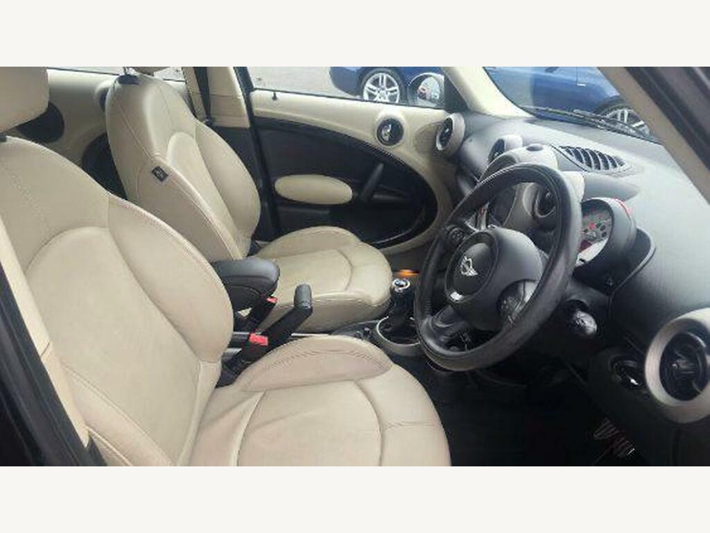Mini Countryman Hatchback White #4