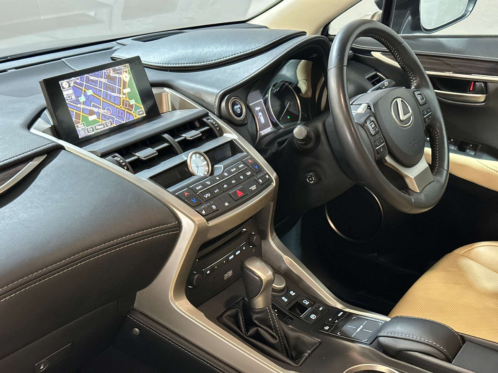Lexus NX  White #22