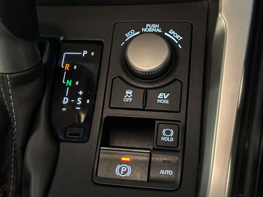 Lexus NX  White #15