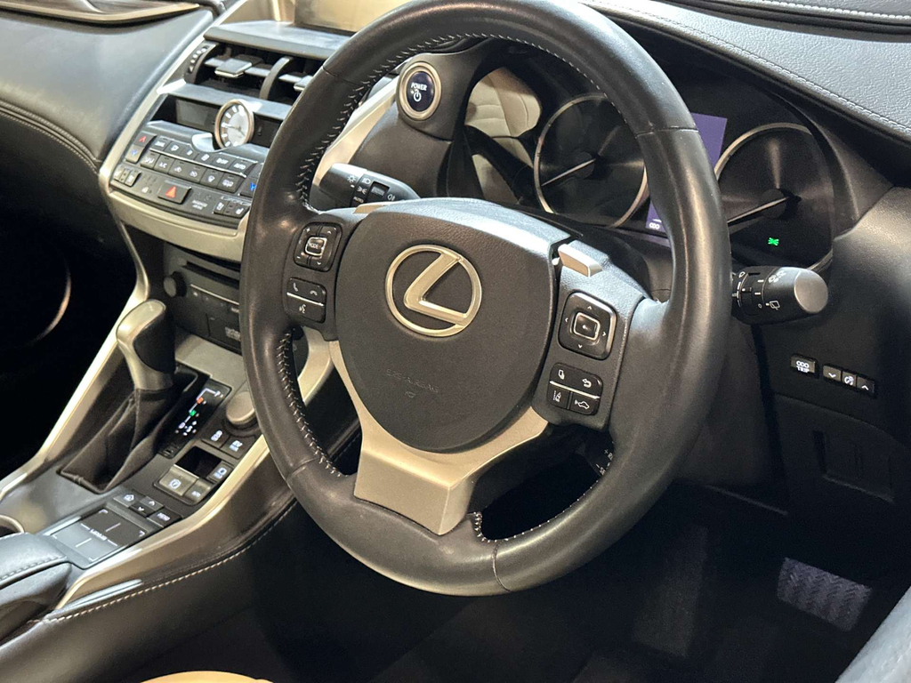 Lexus NX  White #23