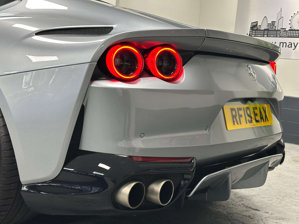 Ferrari 812 Superfast Superfast Semi-auto #2