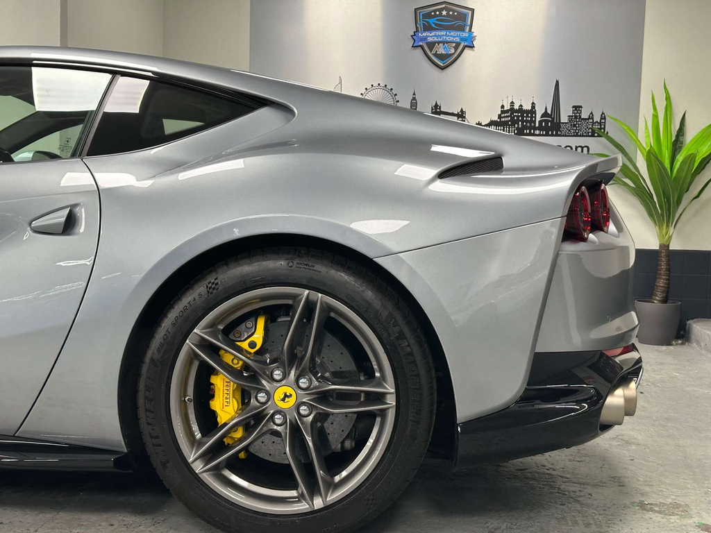 Ferrari 812 Superfast Superfast Semi-auto #4