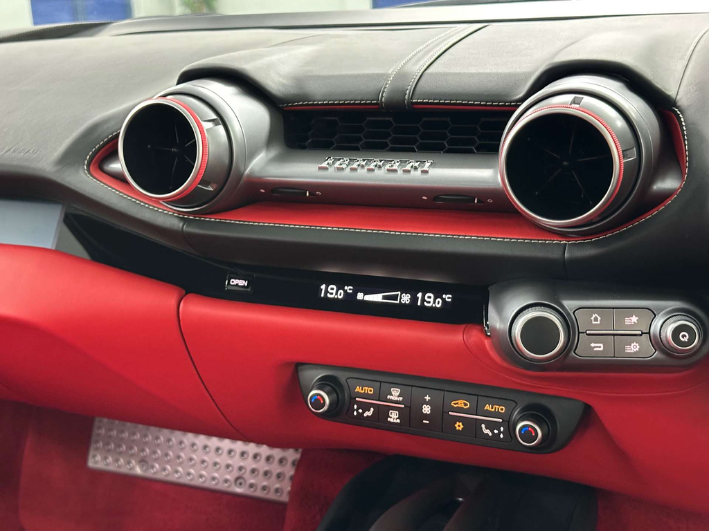 Ferrari 812 Superfast 2dr Auto Silver #16