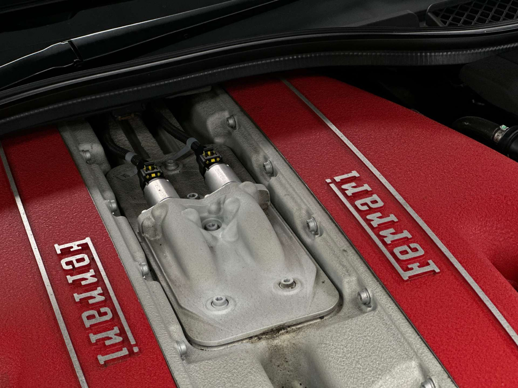 Ferrari 812 Superfast 2dr Auto Silver #118
