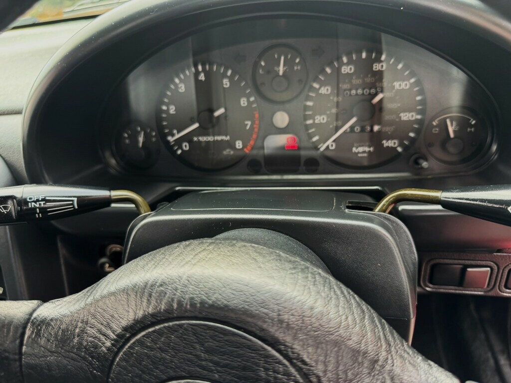 Mazda MX-5 Harvard Silver #15