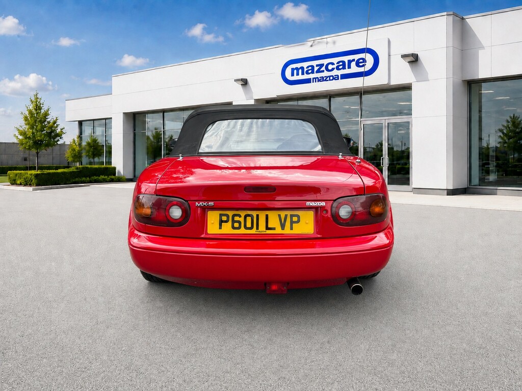 Mazda MX-5 Harvard Silver #8