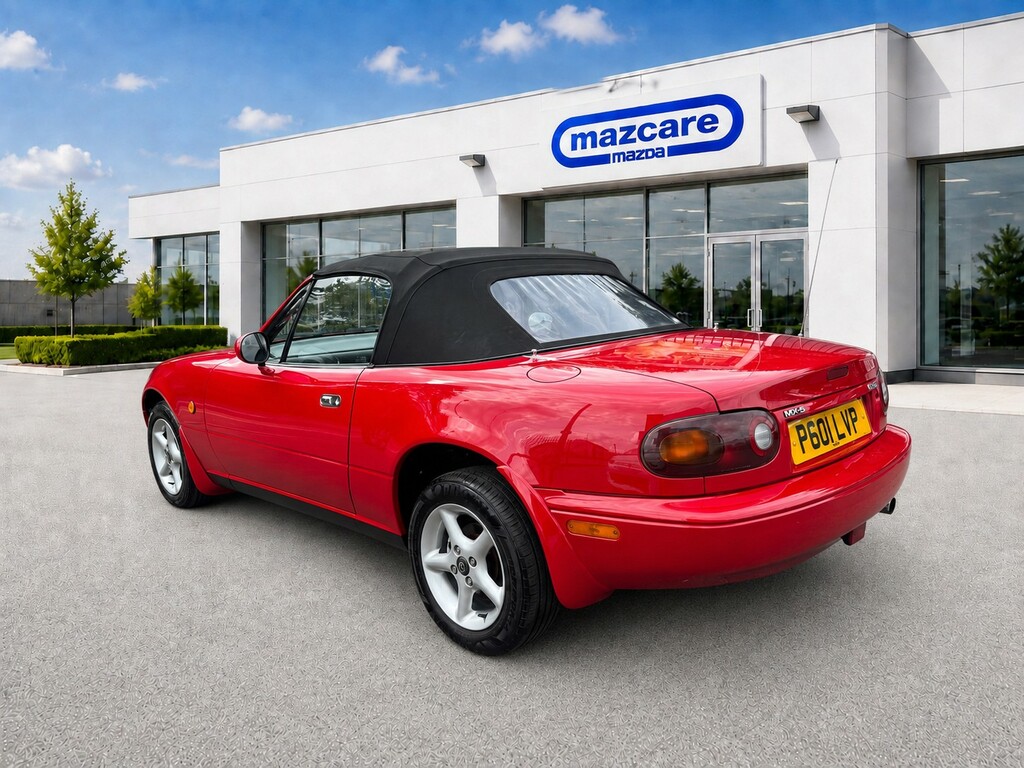 Mazda MX-5 Harvard Silver #9