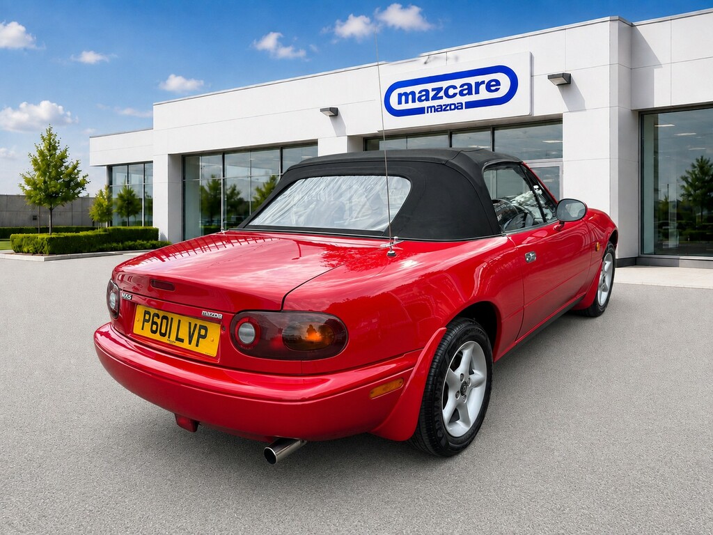 Mazda MX-5 Harvard Silver #7