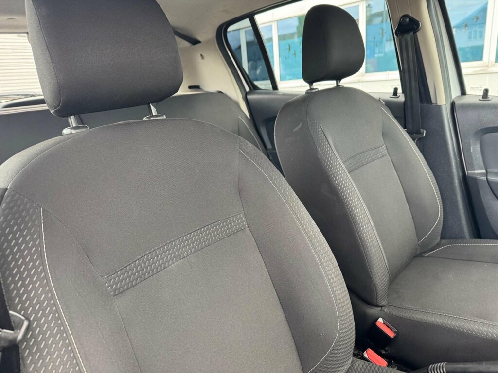 Dacia Sandero 1.5 Laureate Dci 90 Bhp Grey #12