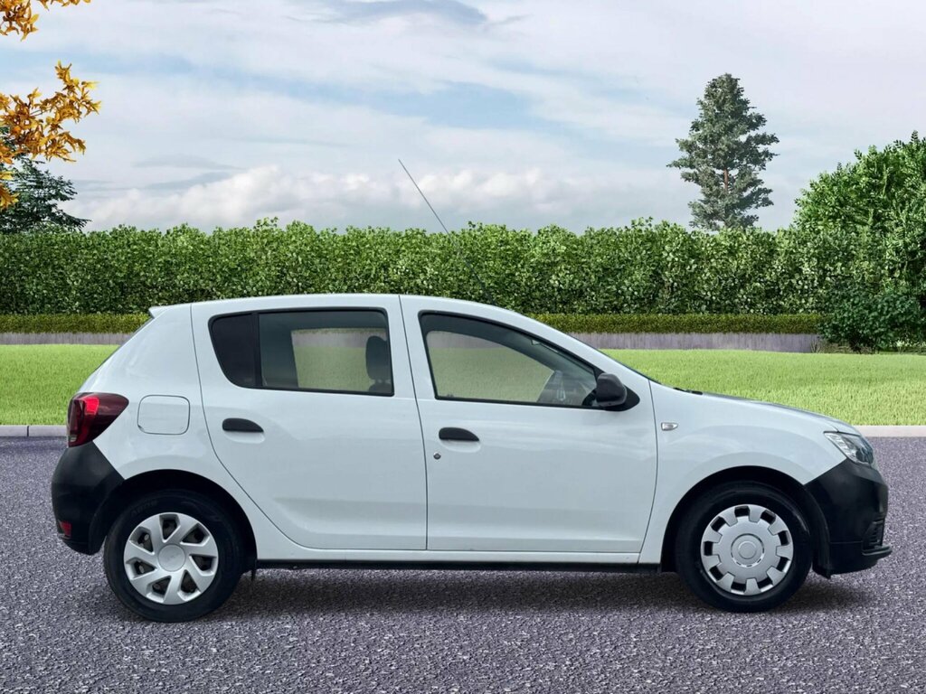Dacia Sandero 1.5 Laureate Dci 90 Bhp Grey #7