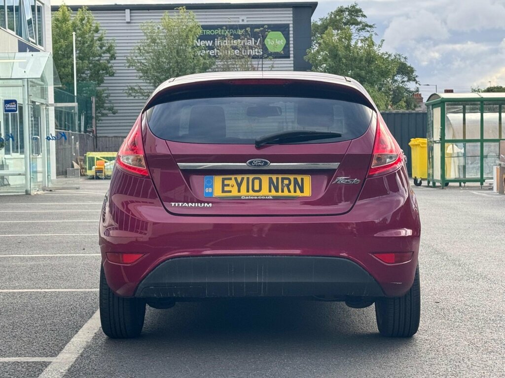 Ford Fiesta 1.6 Titanium Red #6