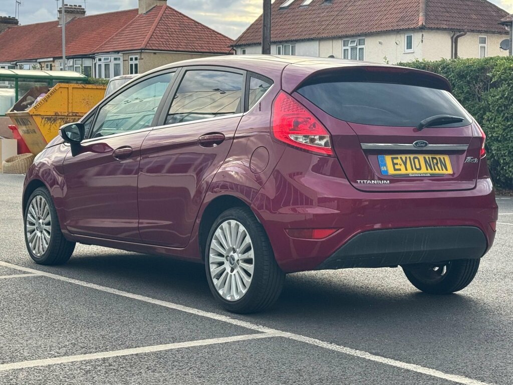 Ford Fiesta 1.6 Titanium Red #4