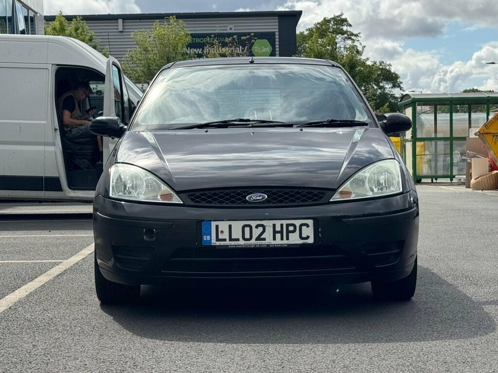 Ford Focus 1.6I 16V LX Black #2