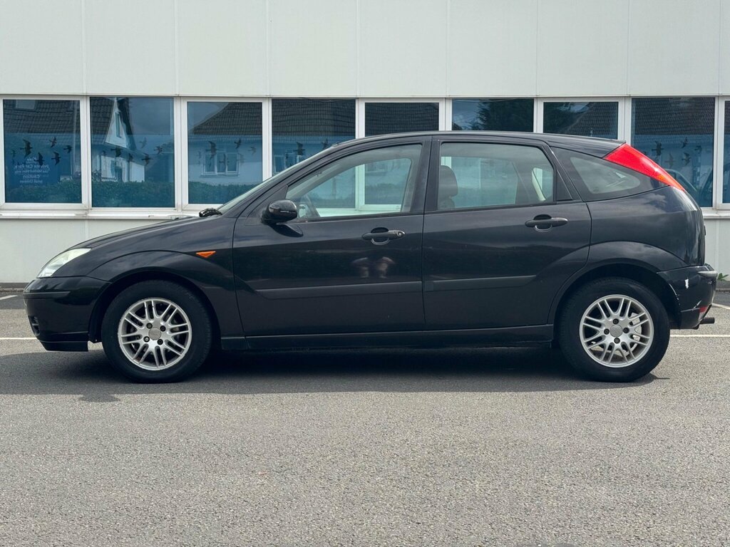 Ford Focus 1.6I 16V LX Black #6