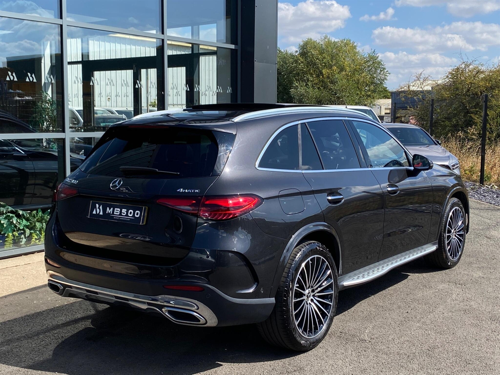 Mercedes-Benz GLC Class 2.0 H Mhev Amg Line Premium Plus G-tronic 4Mati #2
