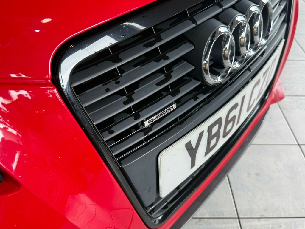 Audi A3 2.0 Tfsi Black Edition Red #4