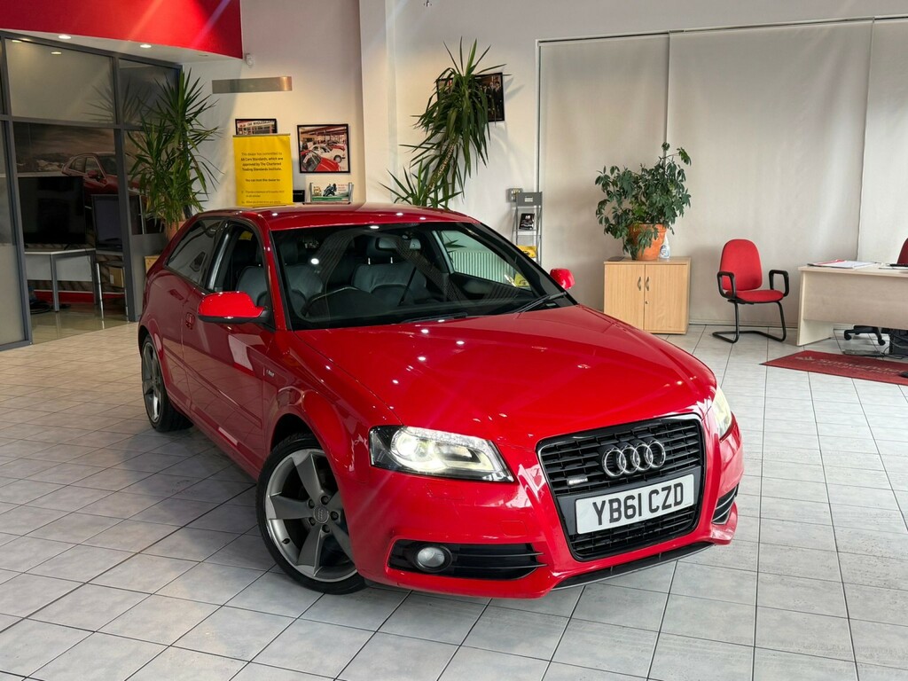 Audi A3 2.0 Tfsi Black Edition Red