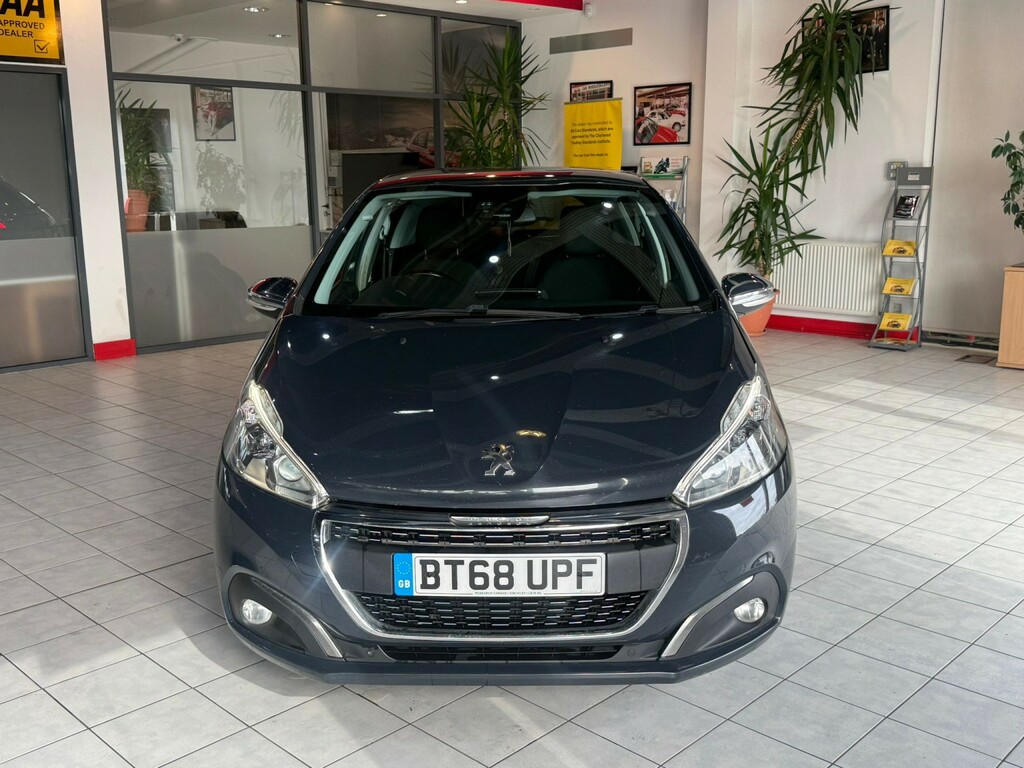 Peugeot 208 1.5 Bluehdi Tech Edition Grey #4