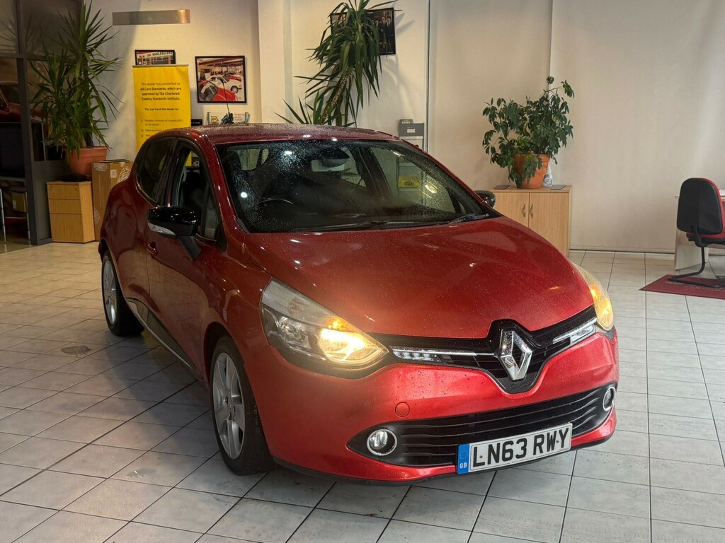 Renault Clio 1.5 Dci Dynamique Medianav Red #2