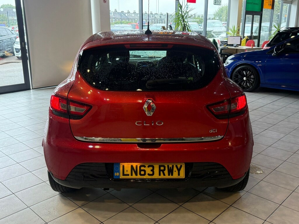 Renault Clio Dynamique S Medianav Red #8