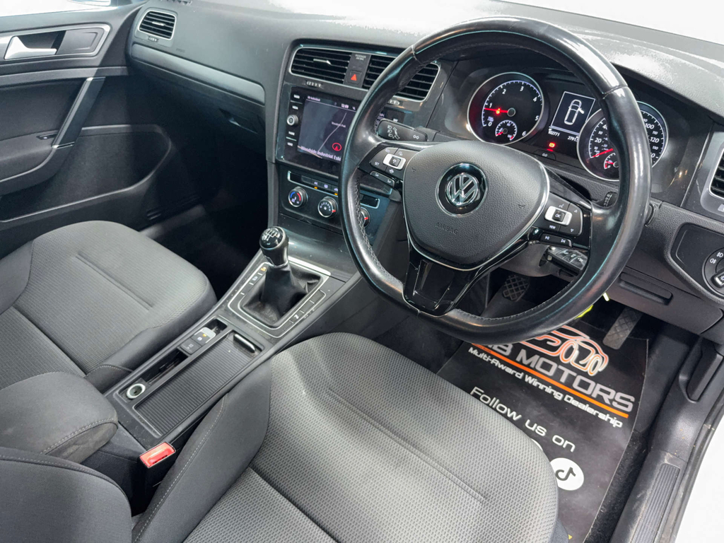 Volkswagen Golf Match Tdi VN19HTO #3