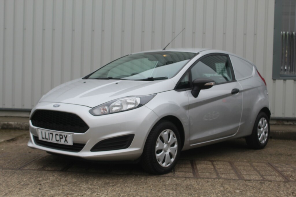 Ford Fiesta 1.5 Tdci Econetic 2017 LL17CPX Silver #2
