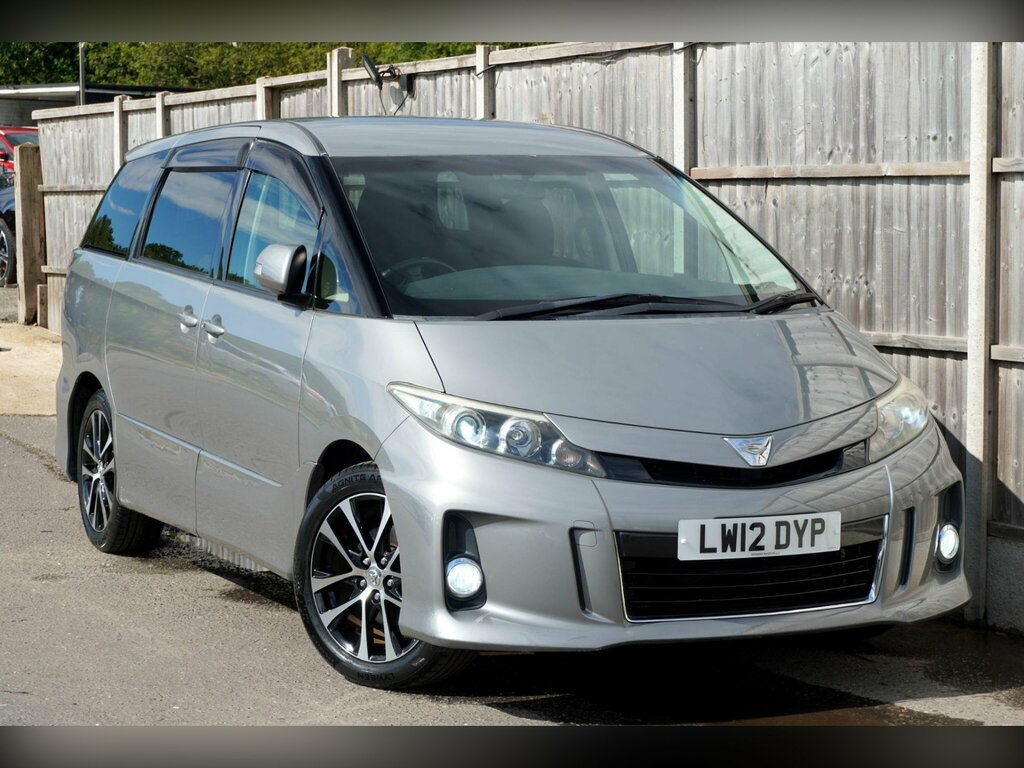 Toyota Estima 7 Seats Aeras 2.4 Grey
