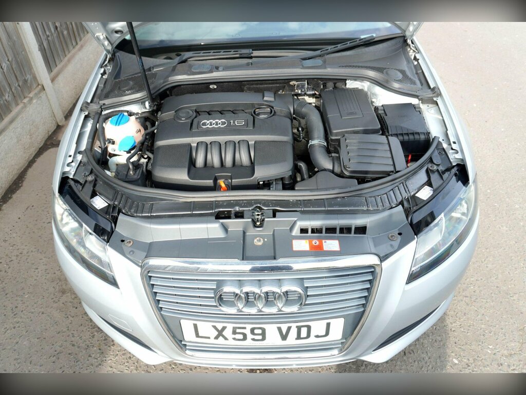 Audi A3 2.0 Tdi Se Sportback S Tronic Euro 4 Silver #17