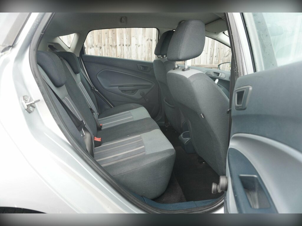 Ford Fiesta 1.25 Edge Silver #6