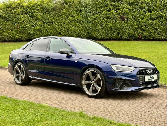Audi A4 2.0 Tdi 35 S LM70UCX Blue