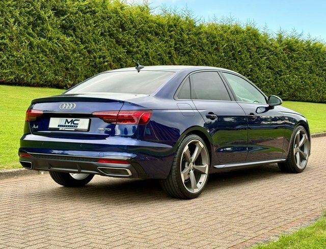 Audi A4 2.0 Tdi 35 S LM70UCX Blue #3