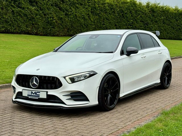 Mercedes-Benz A Class 1.5 A180d Amg Line White