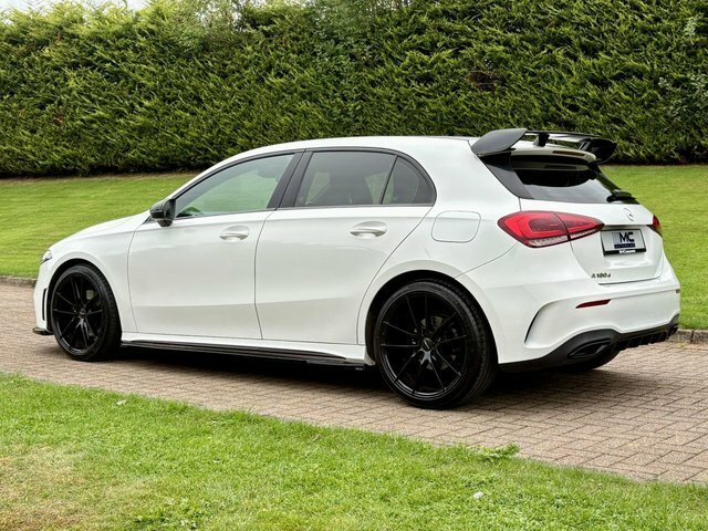 Mercedes-Benz A Class 1.5 A180d Amg Line BP68CMF White #4