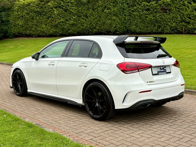 Mercedes-Benz A Class 1.5 A180d Amg Line BP68CMF White #3