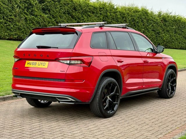 Skoda Kodiaq 2.0 Tdi Sportline Suv Red #3