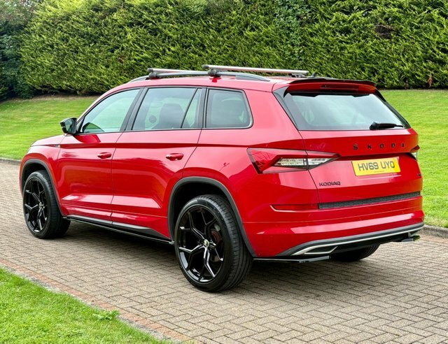 Skoda Kodiaq 2.0 Tdi Sportline Suv Red #4