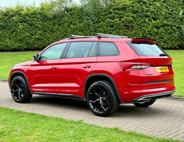 Skoda Kodiaq 2.0 Tdi Sportline Suv Red #6