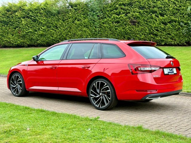 Skoda Superb 2.0 Tdi Sportline Estate Red #6
