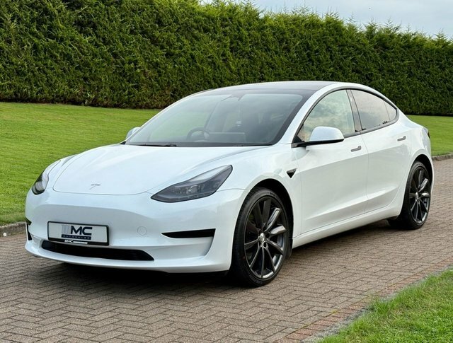 Tesla Model 3 Standard Range Plus Saloon White #2