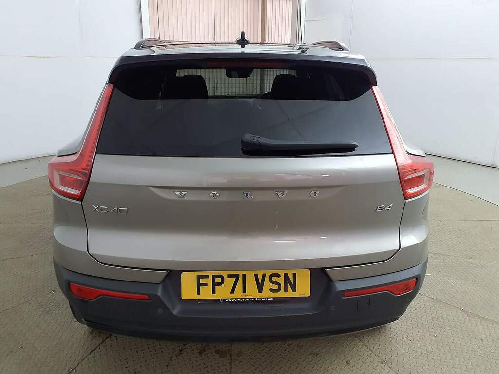 Volvo XC40 B4 Mhev Ultimate Grey #4