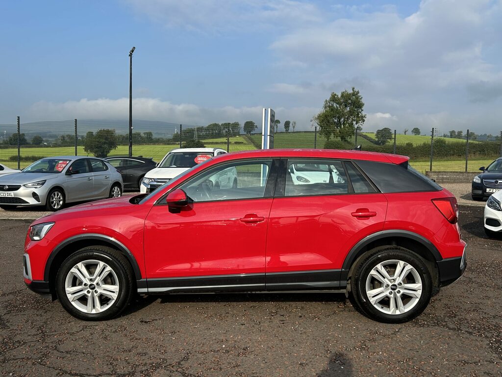 Audi Q2 35 Tfsi Sport SXZ2847 Red #4