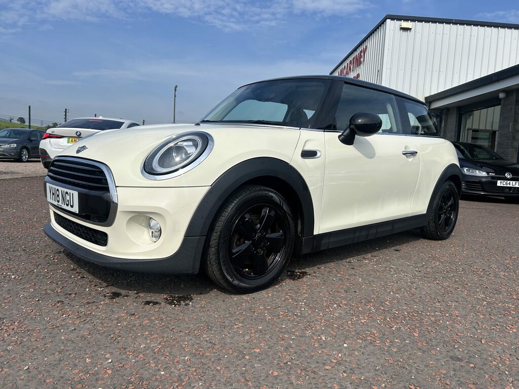 Mini Hatch 1.5 Cooper II YH18NGU White #3